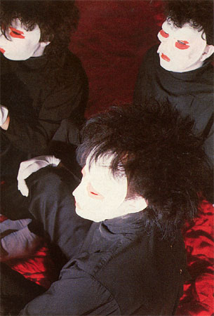 1982_the_cure_02