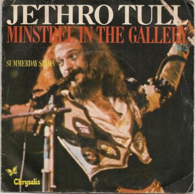 1975-minstrel-in-the-gallery-2