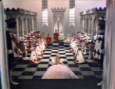 1966_Alice_Through_the_Looking_Glass_270