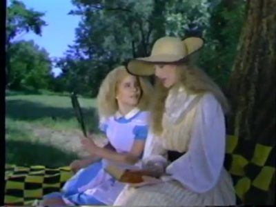 1982_Alice_in_Wonderland_Children's_Theatre_Company_016