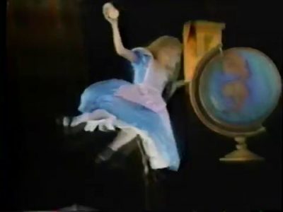 1982_Alice_in_Wonderland_Children's_Theatre_Company_026