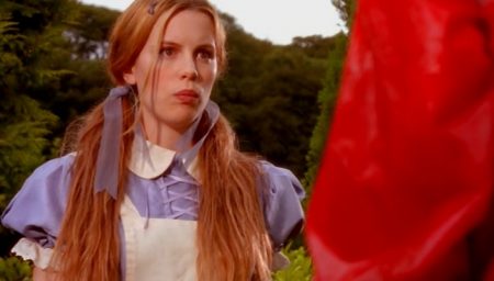 1998_Alice_Through_the_Looking_Glass_044